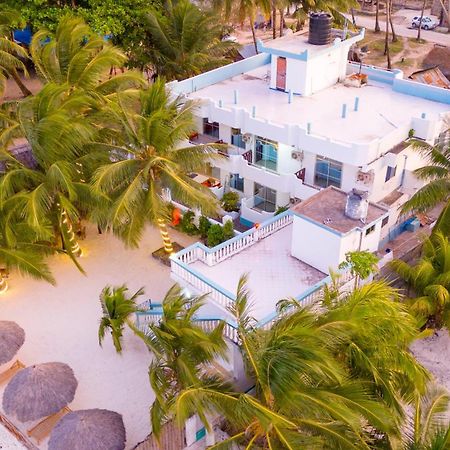 Sands Inn Hotel プワニ・チャンガーニ エクステリア 写真