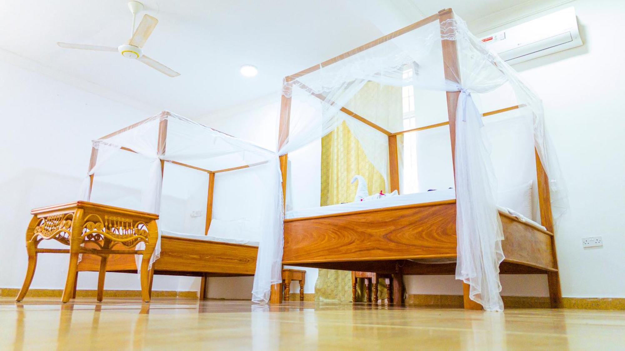 Sands Inn Hotel プワニ・チャンガーニ エクステリア 写真
